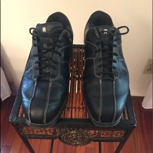 Tiger woods golf shoes